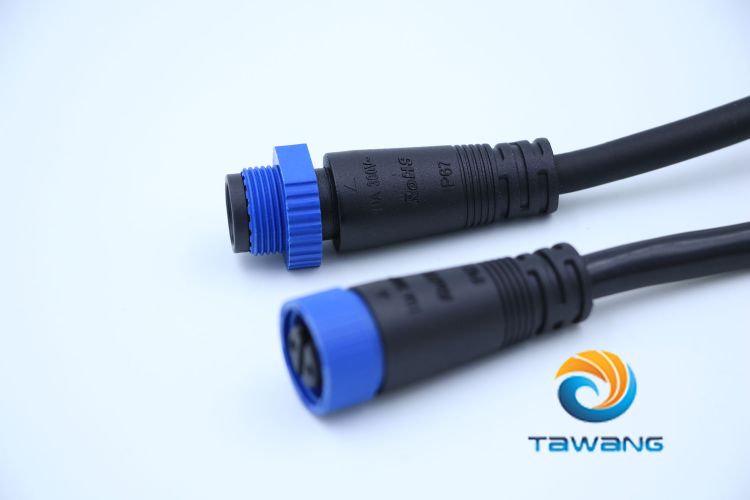 M15午夜视频免费看